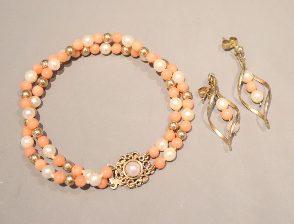 A modern, cultured pearl and simulated coral bead bracelet with gilt spacers and 9ct gold clasp & earrings.